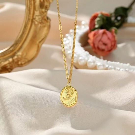 gold necklace